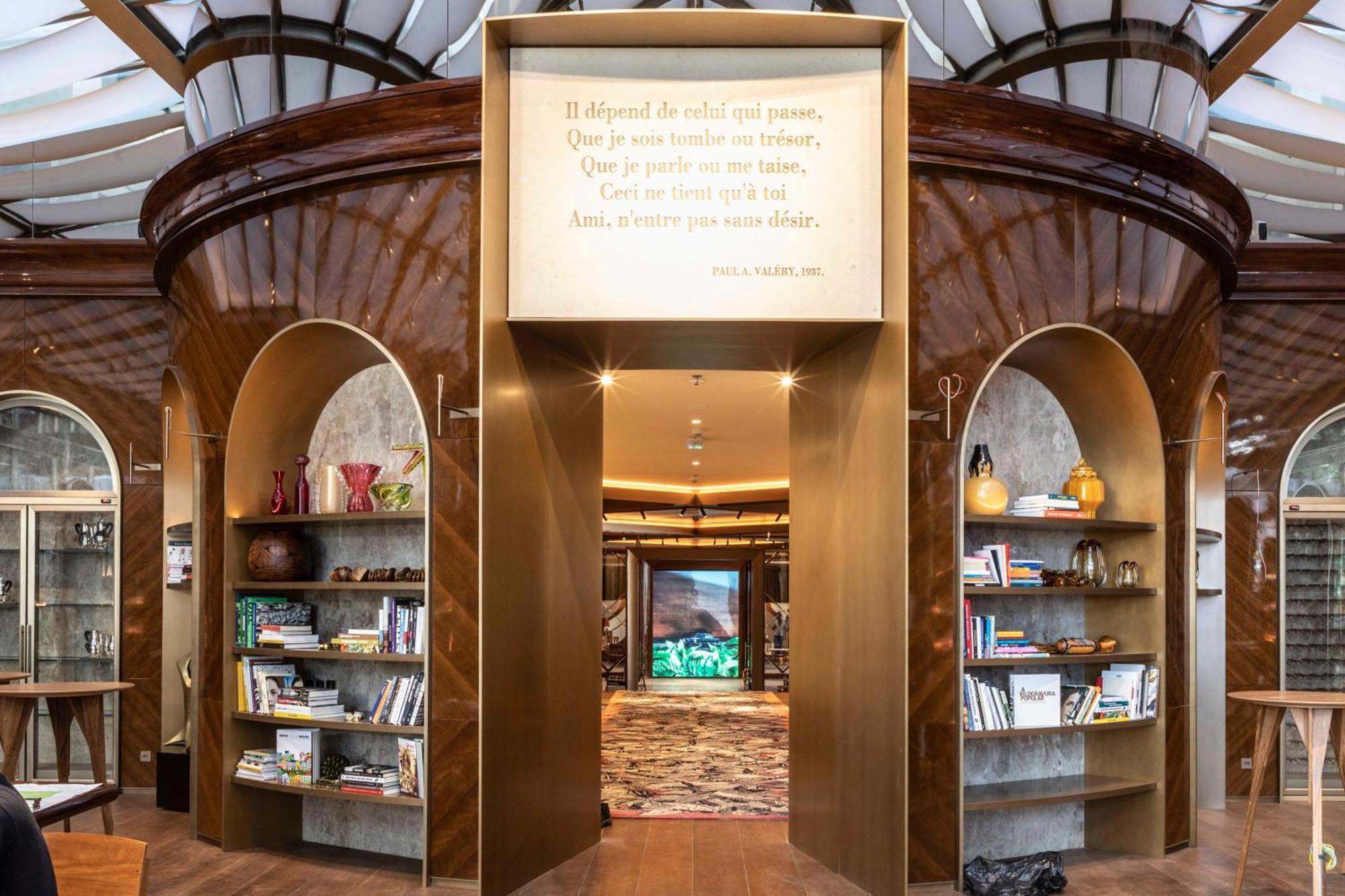 Rosewood Sao Paulo Hotel Ngoại thất bức ảnh Library on board